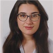 Estudiante universitaria de grado de ciencias con más de cuatro años de experiencia dando clases de primaria y ESO